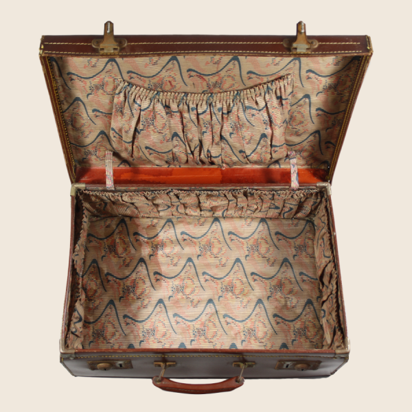 vintage_suitcase_brown_leather_