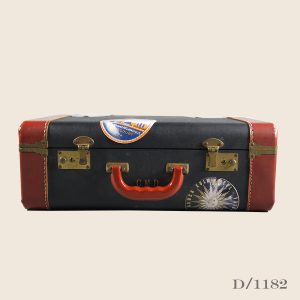 Vintage overnight suitcase leather storage luggage
