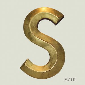 Vinbtage Gold Letter S